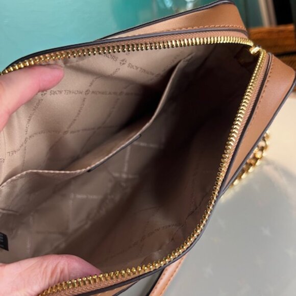 Michael Kors Jet Set Crossbody Airplane Print Brown Multi Crossbody Bag - Picture 5 of 5